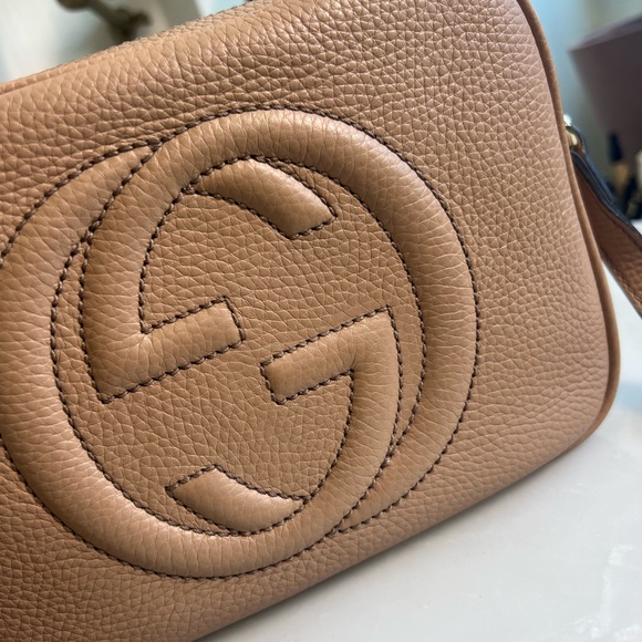 *SOLD* Gucci Soho Disco Bag Camelia - Picture 3 of 16